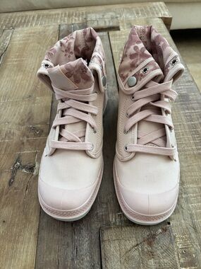 Free People Palladium Baggy Boots NIB
